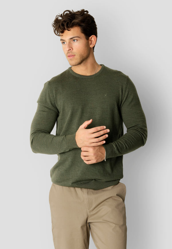 Clean Cut Copenhagen Merino knitted jumper Strik Army Melange